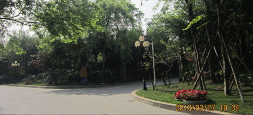 樂(lè)山豪華旋轉(zhuǎn)門(mén),圣達(dá)自動(dòng)門(mén),樂(lè)山旋轉(zhuǎn)門(mén)